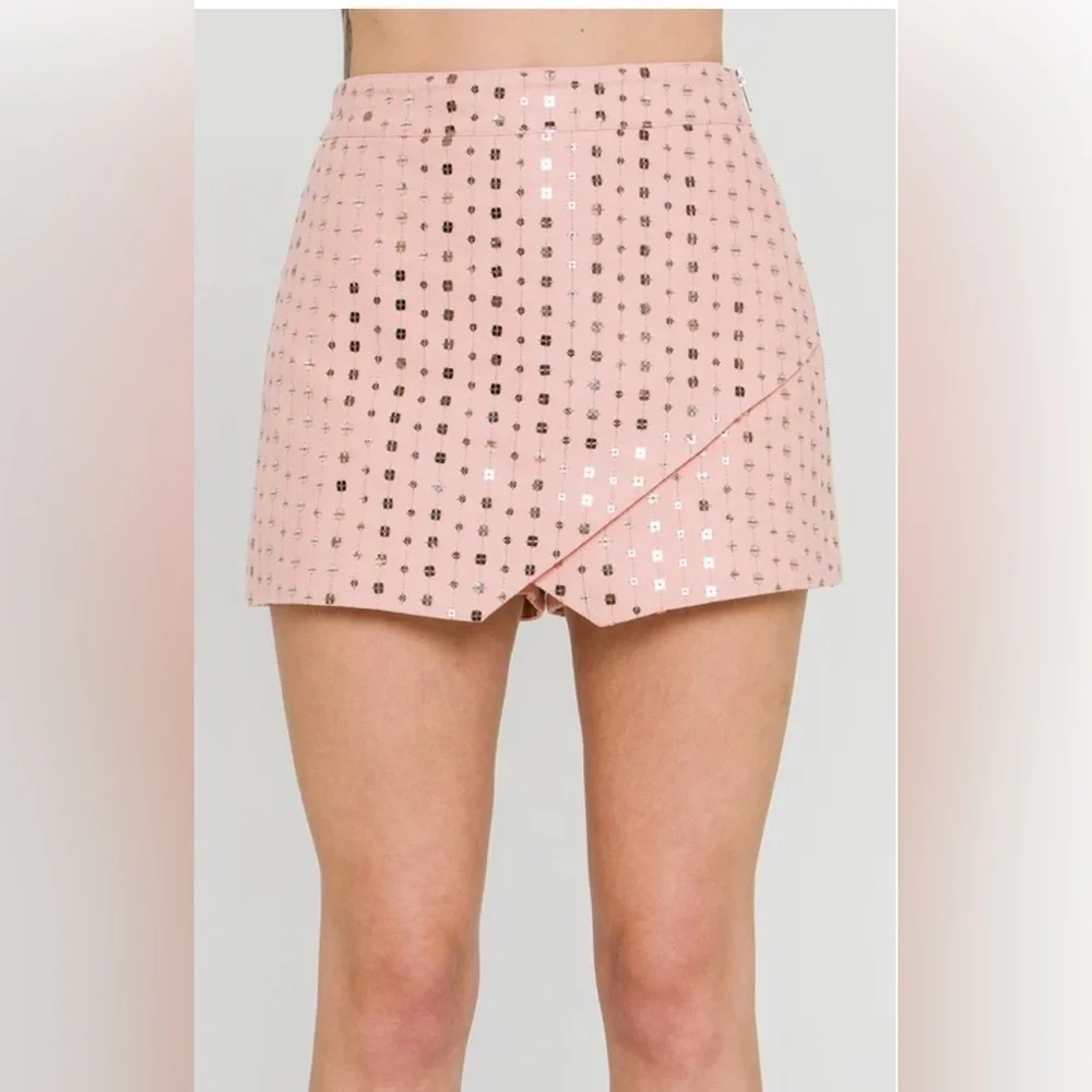 Free the roses The Lane Skort Size: L Color: light pink 100% Cotton like New